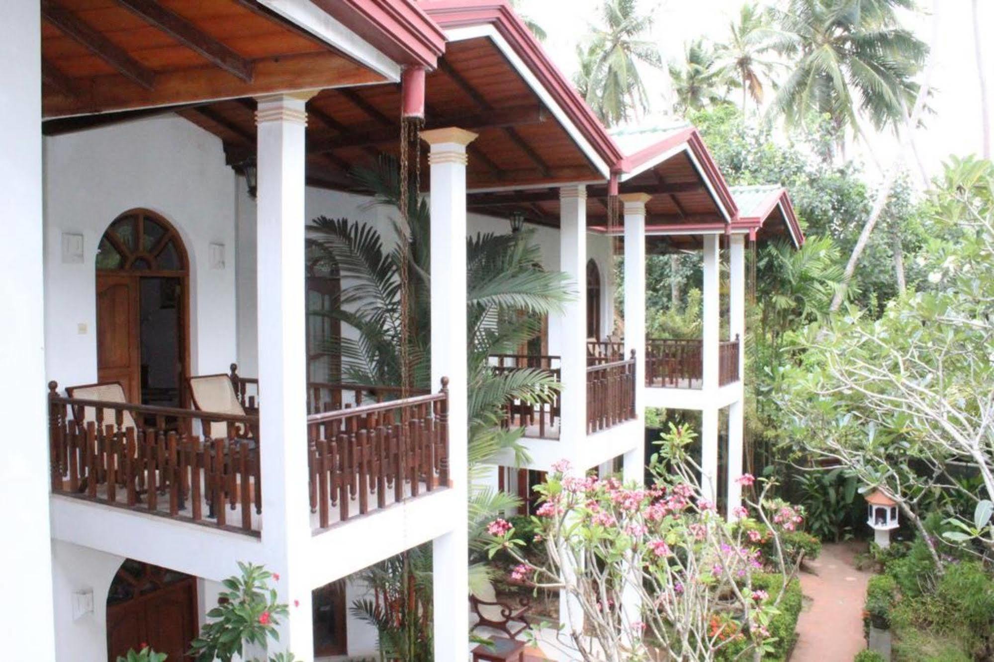 Hotel Bentota Village Extérieur photo